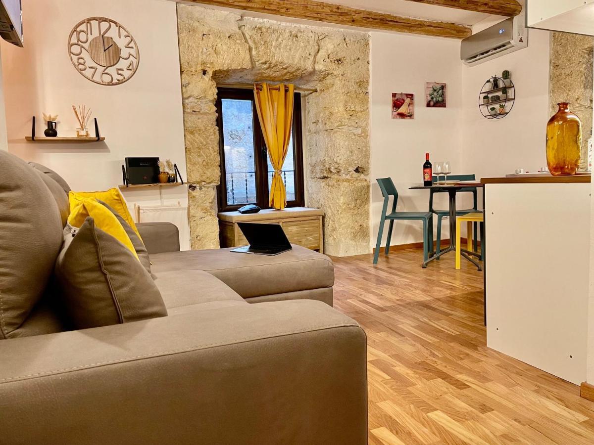 Corrieri Little Apartment Palermo Bagian luar foto