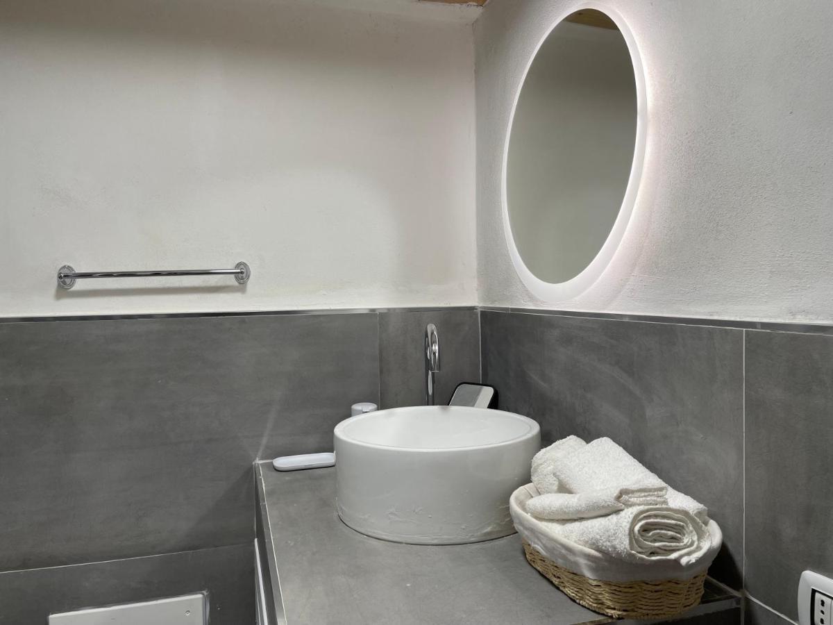 Corrieri Little Apartment Palermo Bagian luar foto