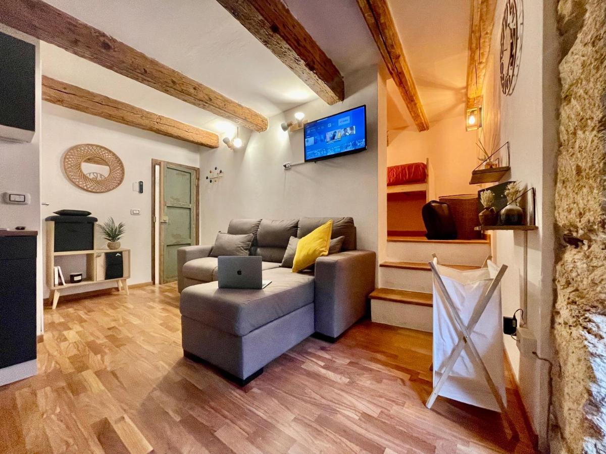 Corrieri Little Apartment Palermo Bagian luar foto